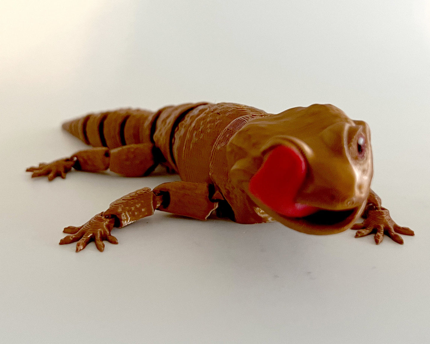 Leopard Gecko Licking Eye - Articulated 3D Printed Flexi Fidget Toy Lizard